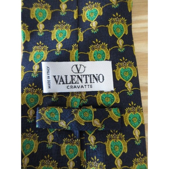 VINTAGE Valentino Neck Tie Silk Gold Cravatte Baroque Floral Hand Made - Picture 5 of 10